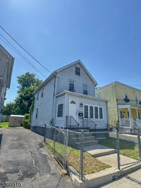 808 E 3rd St, Plainfield, NJ 07062 - Image #3