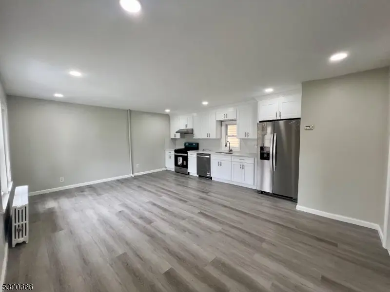 28 Harmony St, North Plainfield, NJ 07060 - Image #2