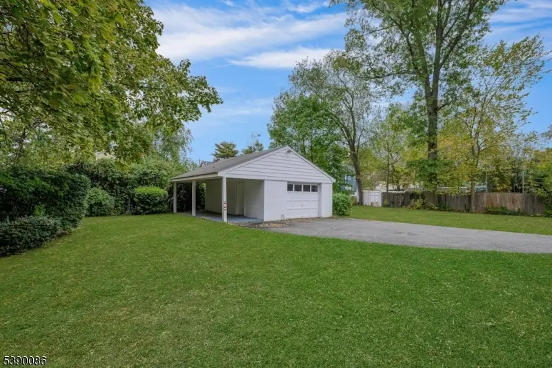 15 Emmett Avenue, Morris, NJ 07960 - Image #2