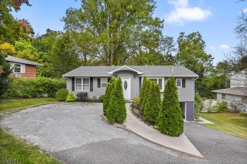 233 Boonton Ave, Butler, NJ 07405 - Image #2