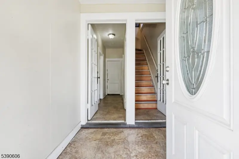 41 Knapp Ave, Clifton, NJ 07011 - Image #2