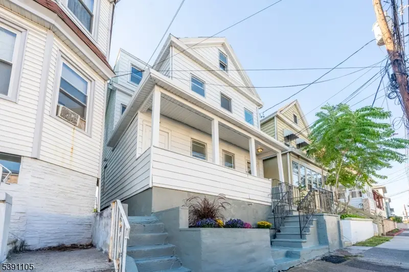 446 E 24th St, Paterson, NJ 07514 - Image #2
