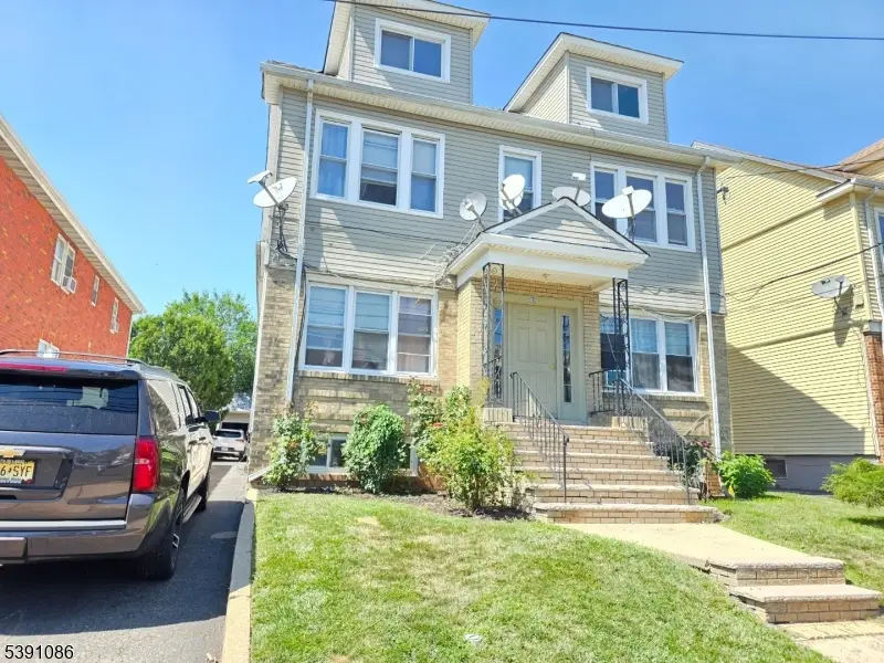 857 859pennington St, Elizabeth, NJ 07202 - Image #2
