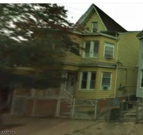 7 Garrison St #2, Paterson City, NJ 07522