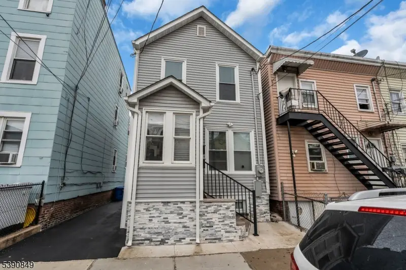 344 John St, East Newark, NJ 07029 - #1