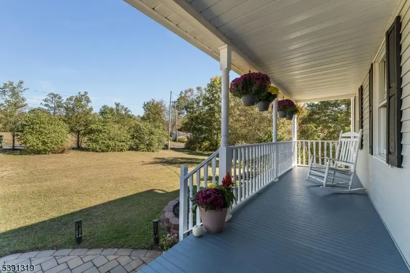 16 Chestnut Ave, Frenchtown, NJ 08825 - Image #3