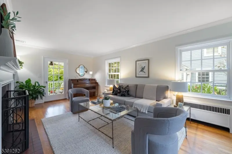 30 Edgewood Rd, Chatham, NJ 07928 - #2