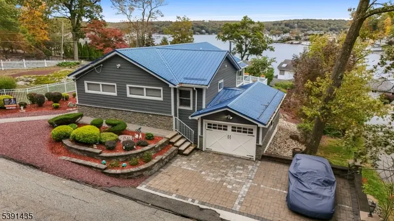 64 Ithanell Rd, Hopatcong, NJ 07843 - Image #1