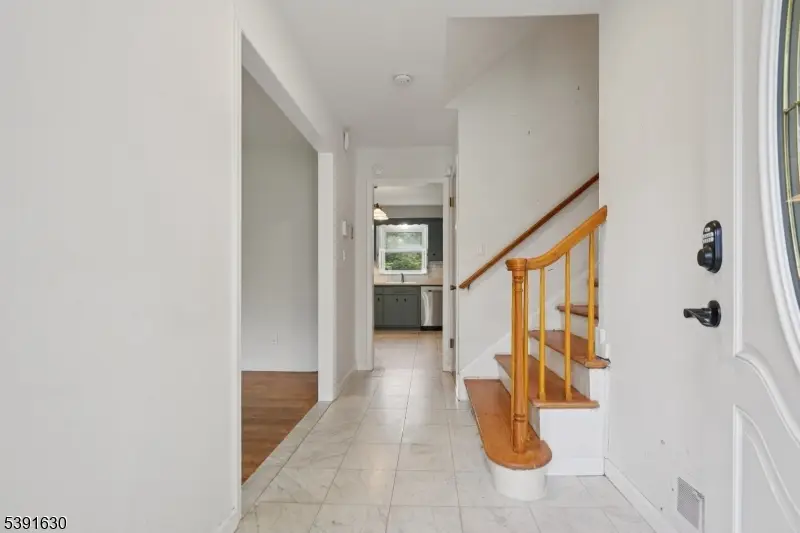 2 Pine St, Cranford, NJ 07016 - Image #3