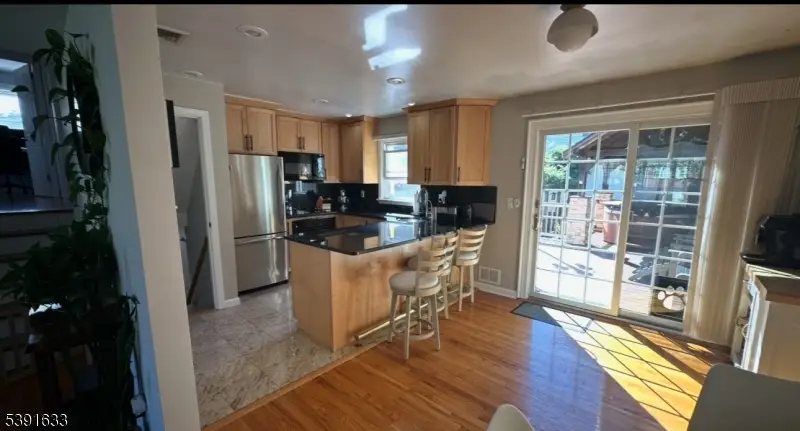 520 Chester Ave, Roselle Park, NJ 07204 - Image #3