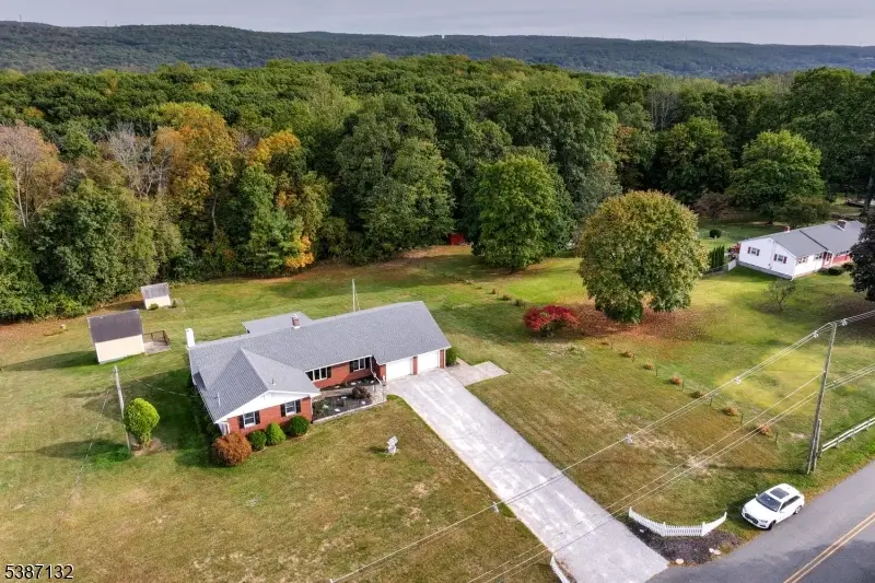 285 Wild Cat Rd, Franklin, NJ 07416 - Image #2