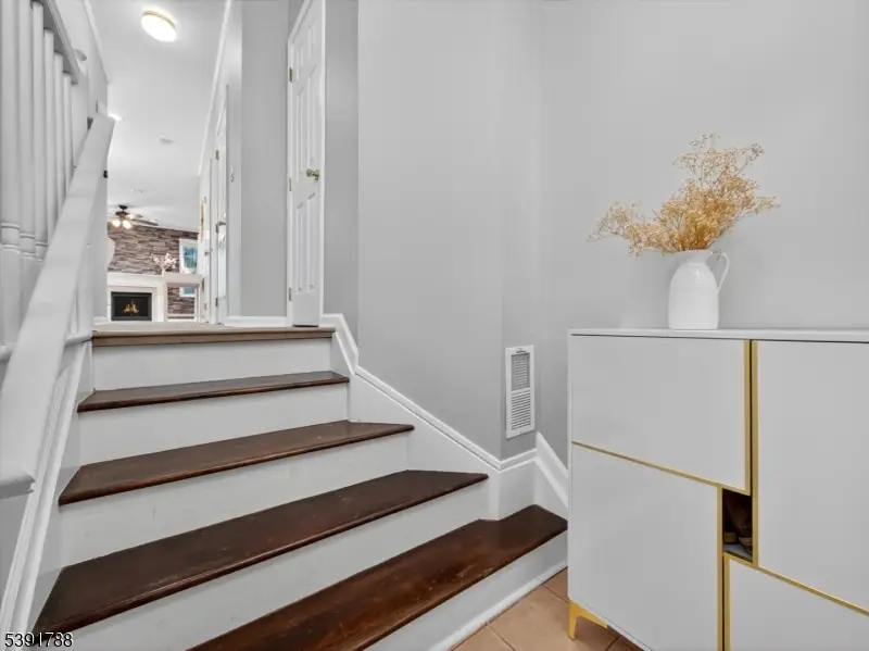 216 Stratford Dr, Nutley, NJ 07110 - Image #3