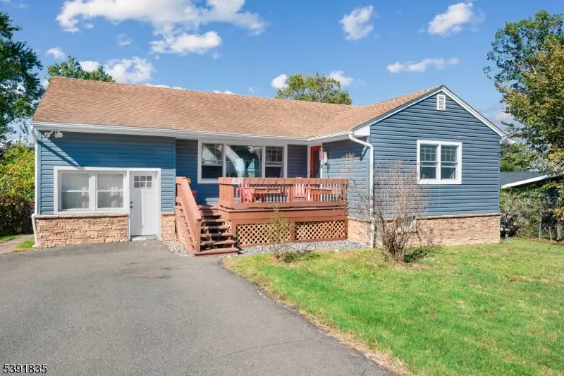 92 Susquehanna Ave, Lincoln Park, NJ 07035 - Image #1