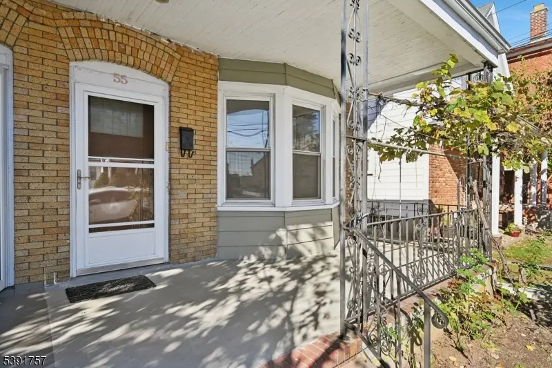 55 Thompson St, Raritan, NJ 08869 - Image #2