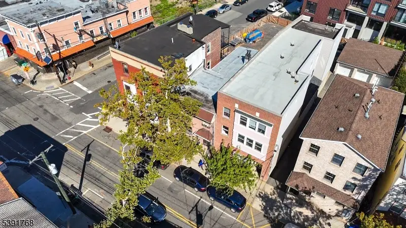 155 Lafayette St, Newark, NJ 07105 - Image #2