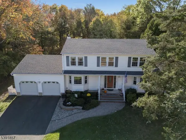 7 Monfort Dr, Hillsborough Twp., NJ 08844