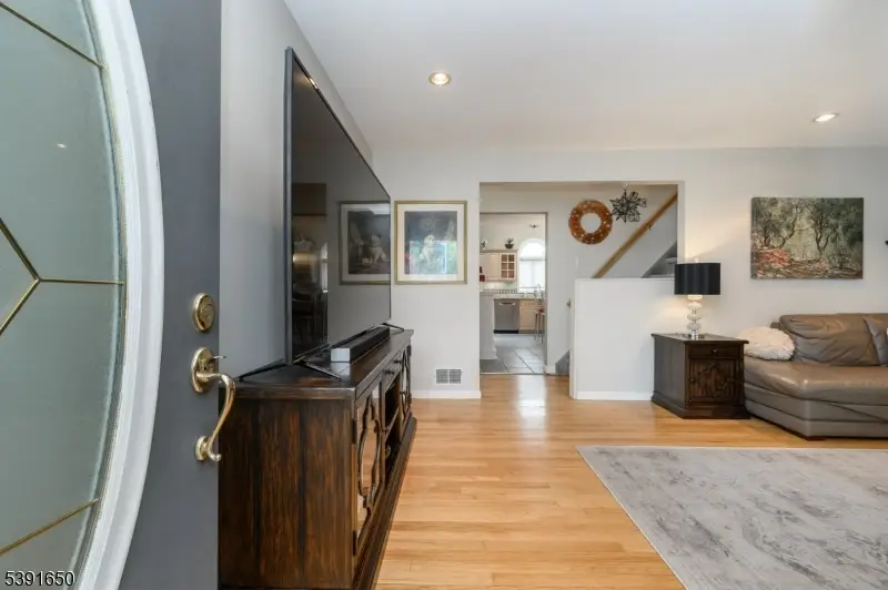 527 Albermarle Street, Rahway, NJ 07065 - Image #3