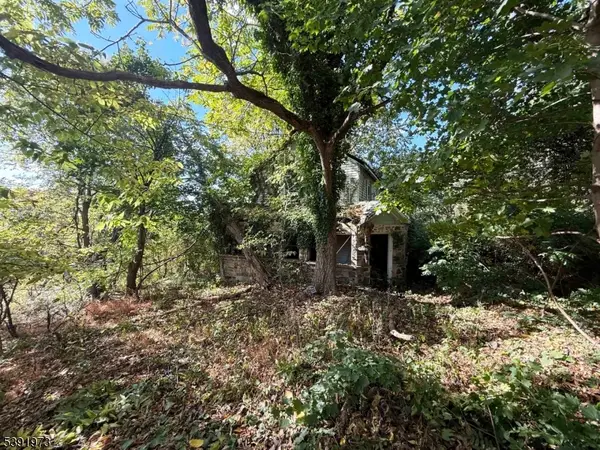 672 Uniontown Rd, Lopatcong Twp., NJ 08865