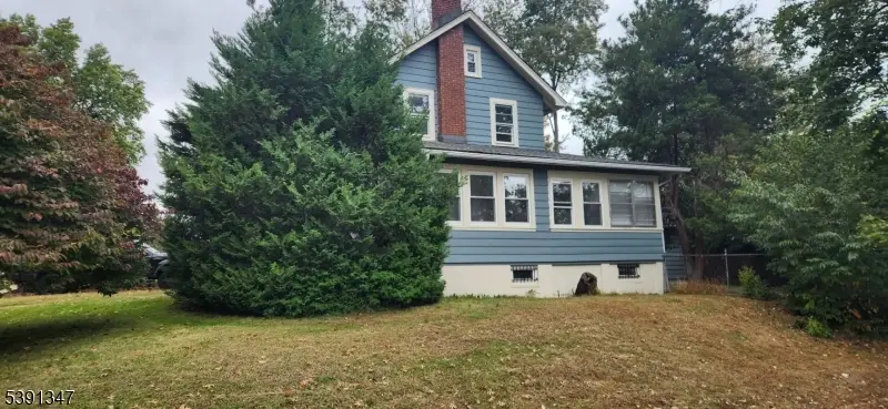 72 Elliot Pl, East Orange, NJ 07018 - Image #2