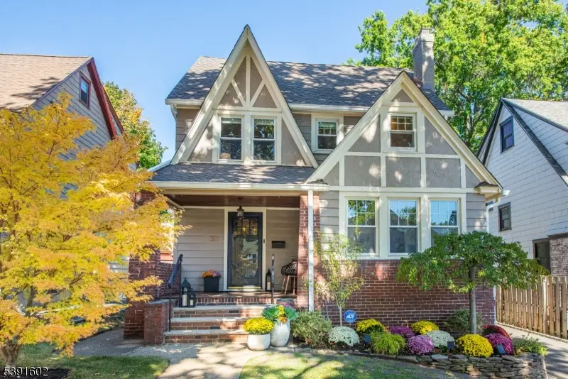 33 Burnett St, Glen Ridge, NJ 07028 - Image #1