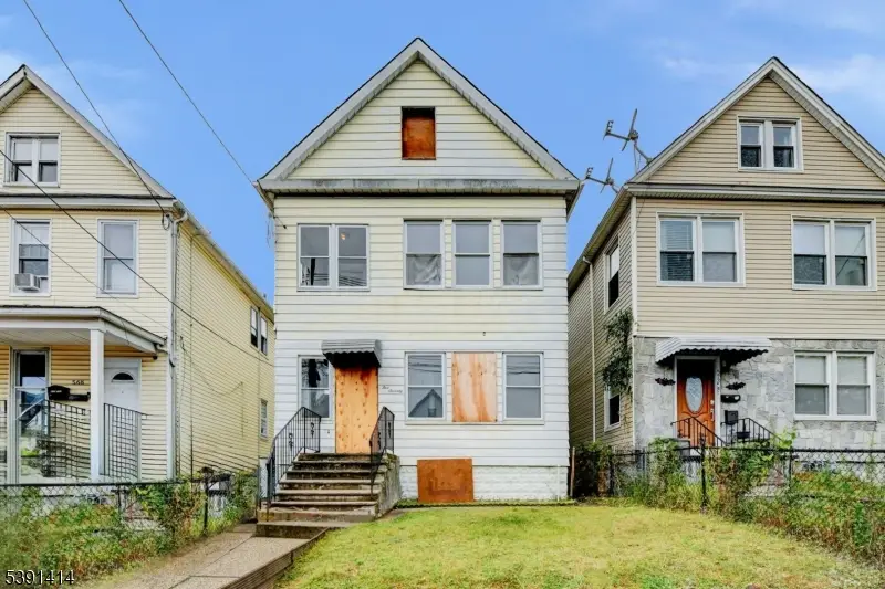 570 Jackson Ave, Elizabeth, NJ 07201 - Image #1