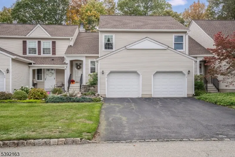 76 Carriage Ln, Newton, NJ 07860 - Image #1