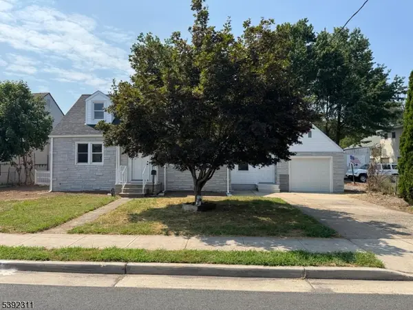 16 S 3rd Ave, Manville Boro, NJ 08835