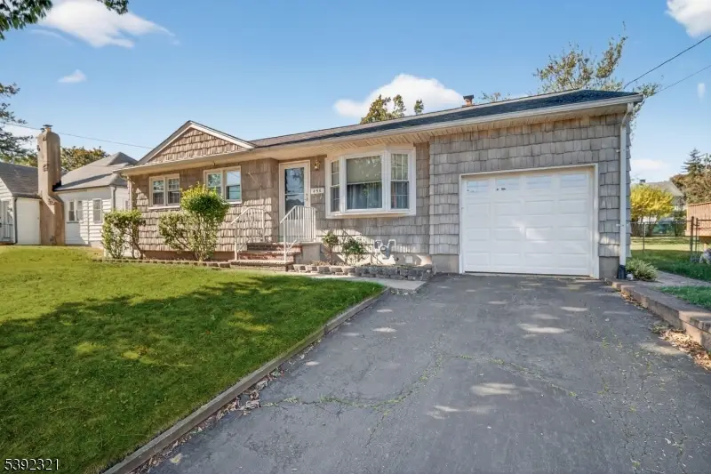 456 Valmere Ave, Piscataway, NJ 08854 - Image #2