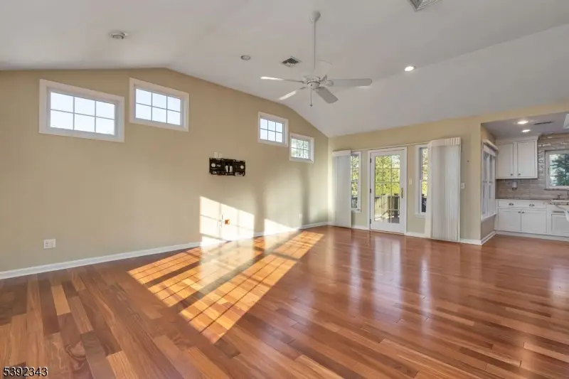 1 Kingsbridge Rd, Franklin Township, NJ 08873 - Image #2