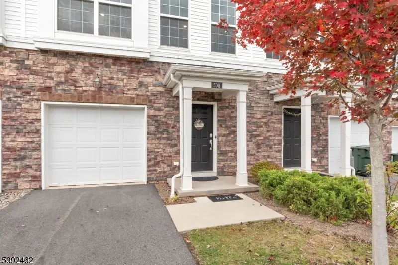 508 Keenland Ct, Branchburg, NJ 08876 - Image #2