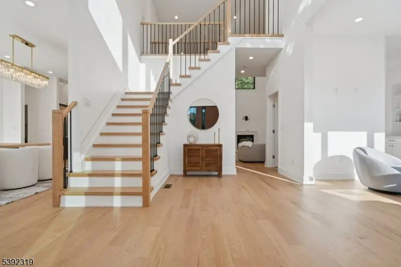 8 Fordham Rd, Livingston, NJ 07039 - Image #2