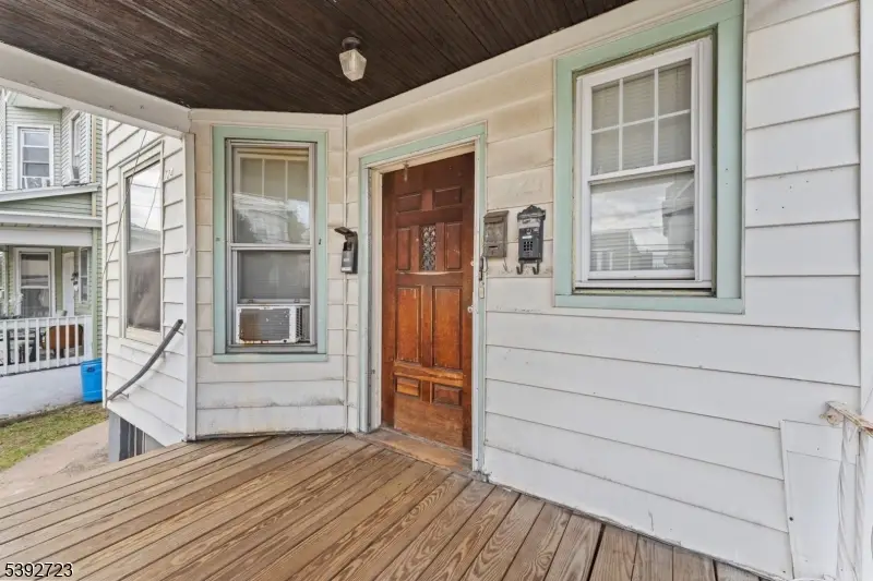 724 E 27th St, Paterson, NJ 07504 - Image #3