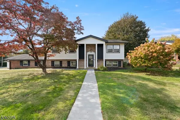 418 Liggett Blvd, Pohatcong Twp., NJ 08865