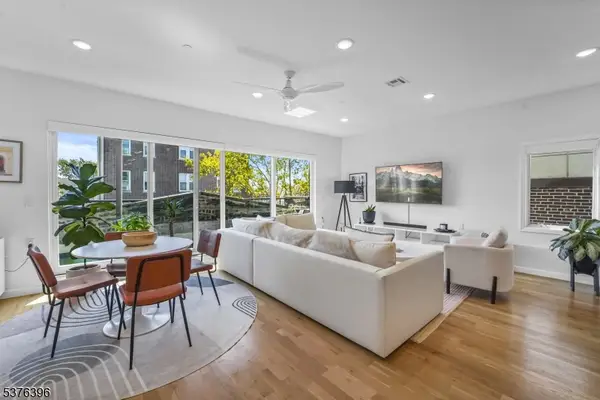 936 Pavonia Ave #3A, Jersey City, NJ 07306