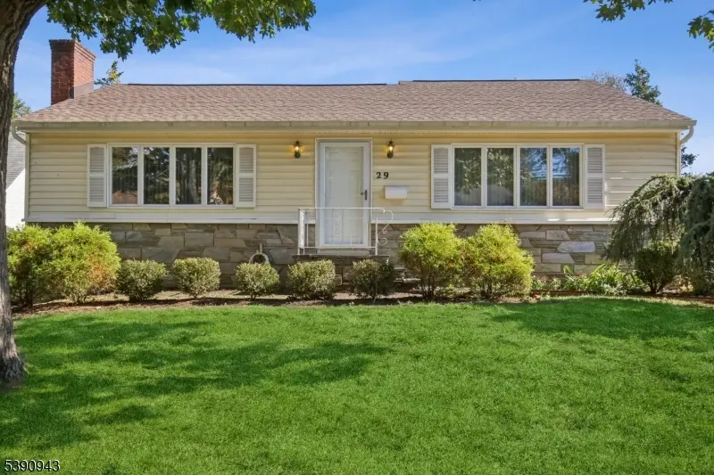 29 Crestmont Rd, West Orange, NJ 07052 - Image #2