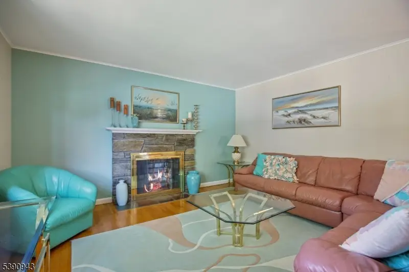 29 Crestmont Rd, West Orange, NJ 07052 - Image #3