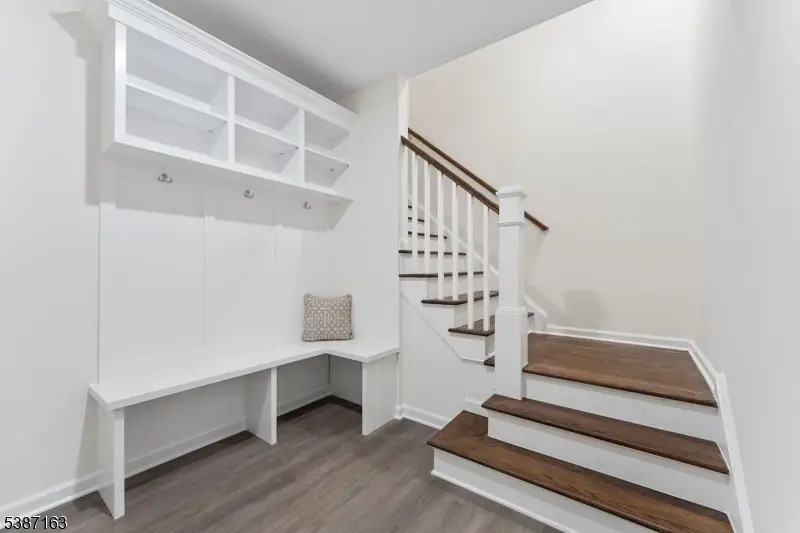 221 Myrtle Rd, Bernards, NJ 07059 - Image #3