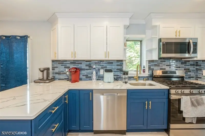 63 Hamburg Ave, Sussex, NJ 07461 - Image #2