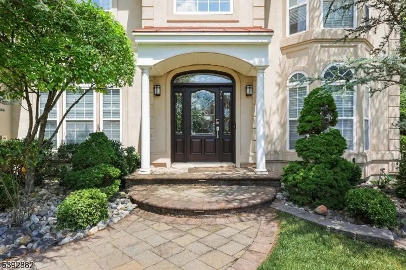 23 Valley Wood Dr, Franklin Township, NJ 08873 - Image #1