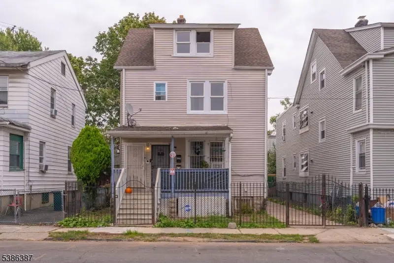 220 Brookdale Ave, Newark, NJ 07106 - Image #1