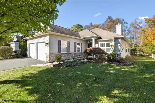 29 Daulton Dr, Franklin Twp., NJ 08873