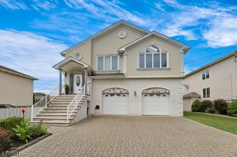 36 Monhegan St, Clifton, NJ 07013 - Image #1