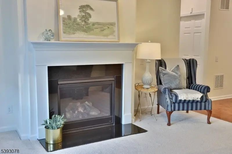 18 Barnett Road, Raritan Township, NJ 08822 - Image #3