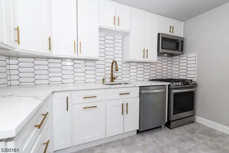 445 Morris Ave #12-D, Springfield, NJ 07081 - Image #2