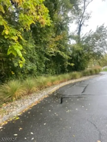 2588 Liberty Ave, Scotch Plains, NJ 07076 - Image #2