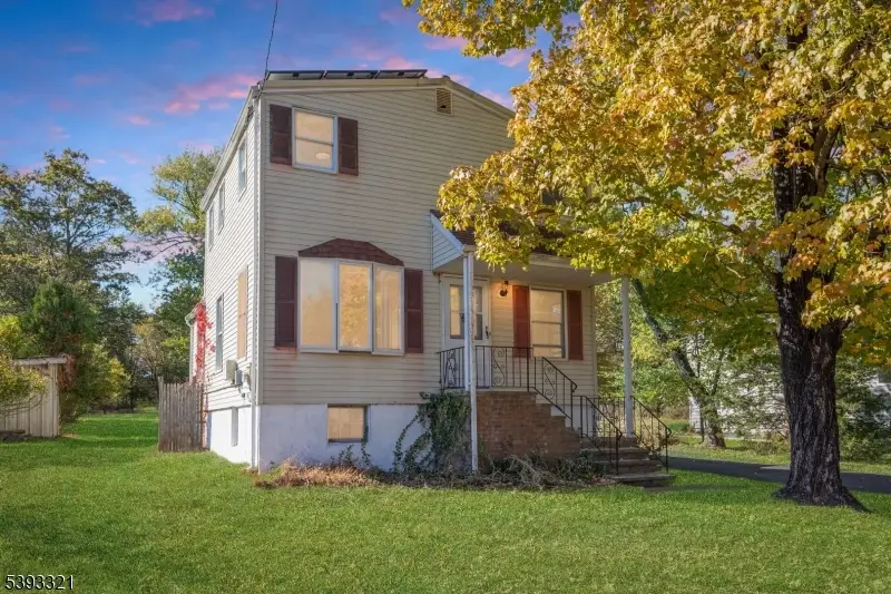 110 Maple St, Bradley Gardens, NJ 08807 - Image #1