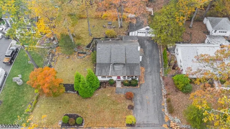 23 Summit Dr, Denville, NJ 07834 - Image #2
