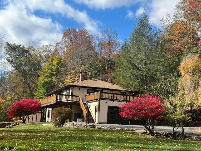 142 Decker Rd, Rockaway Township, NJ 07005 - Image #1