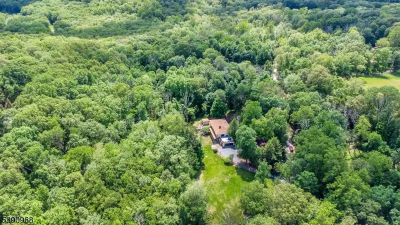 142 Decker Rd, Rockaway Township, NJ 07005 - Image #2