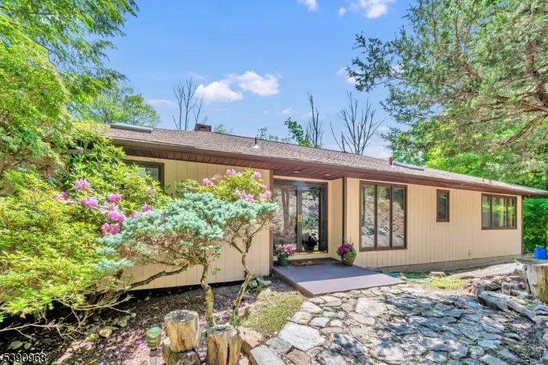 142 Decker Rd, Rockaway Township, NJ 07005 - Image #3